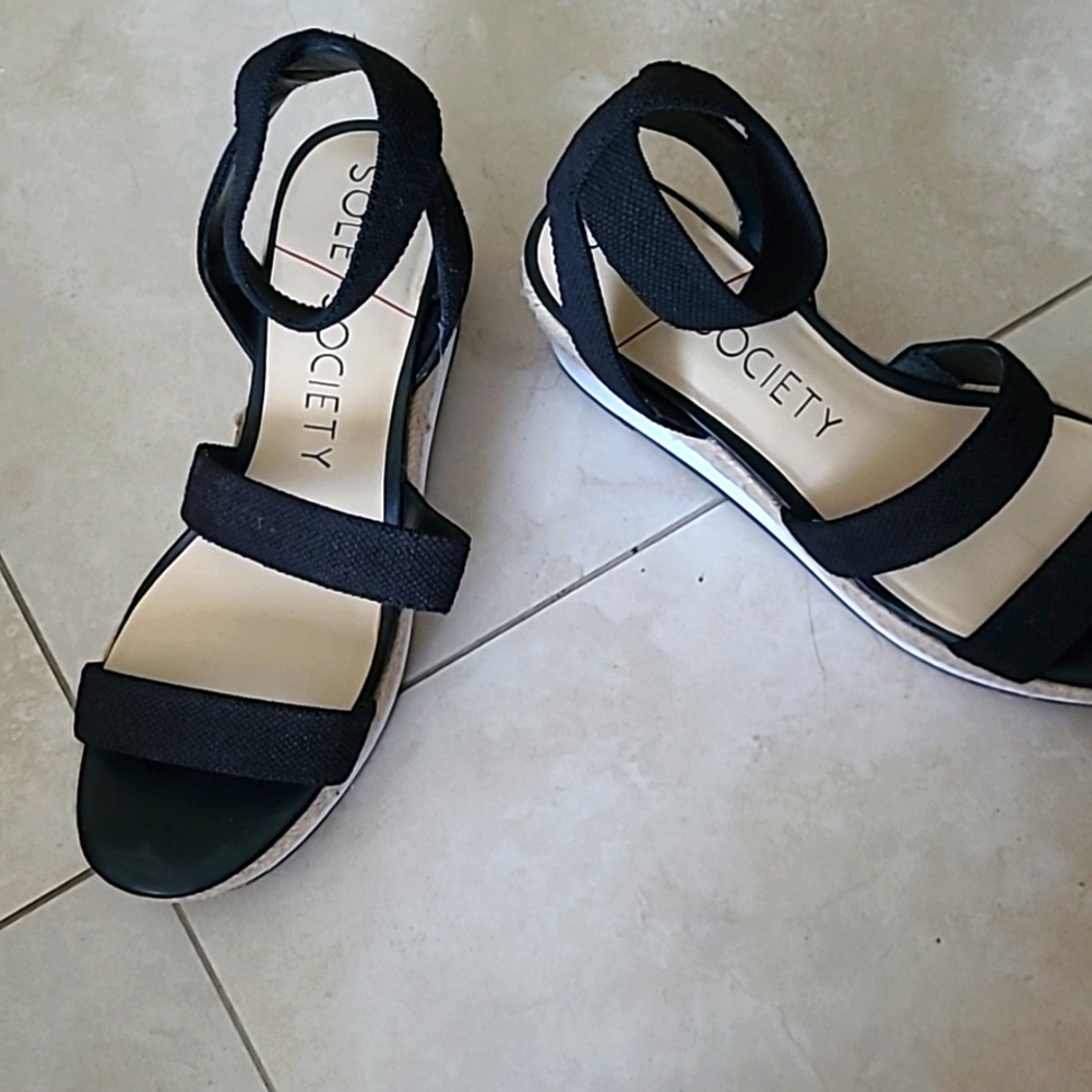 Sole Society nwot black platform espadrille sandals